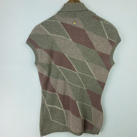 Escada Asymmetrical Wrap sweater Size M - Picture 4 of 8